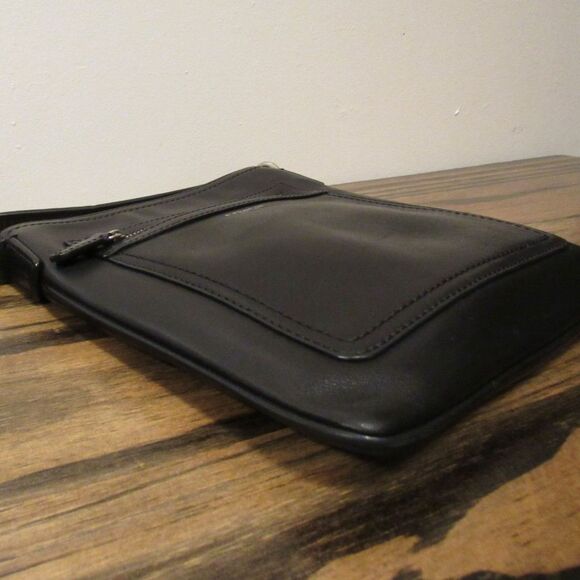 Vintage Coach Legacy Leather Swingpack Crossbody bag F47989 - Picture 9 of 10